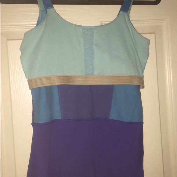 Lululemon work out tank top - Picture 3 of 6